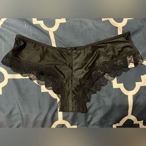 NWT VS lingerie underwear